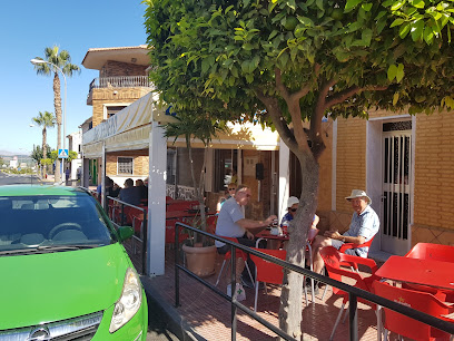 Bar Federo, comidas - C. 19 de Abril, 46, 03193 San Miguel de Salinas, Alicante, Spain