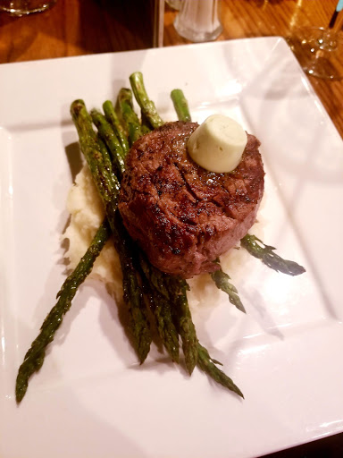 Bar & Grill «Centre Park Grill», reviews and photos, 8808 Centre Park Dr, Columbia, MD 21045, USA