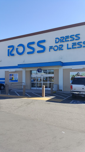 Clothing Store «Ross Dress for Less», reviews and photos, 9727 Laurel Canyon Blvd, Arleta, CA 91331, USA