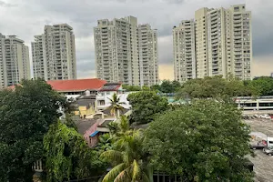 Colombo Apartments image