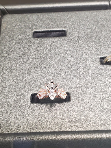 Jeweler «Shane Co.», reviews and photos, 9643 Olive Blvd, Olivette, MO 63132, USA