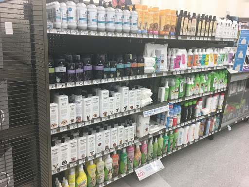 Pet Supply Store «Petco Animal Supplies», reviews and photos, 2895 Gulf Fwy S, League City, TX 77573, USA