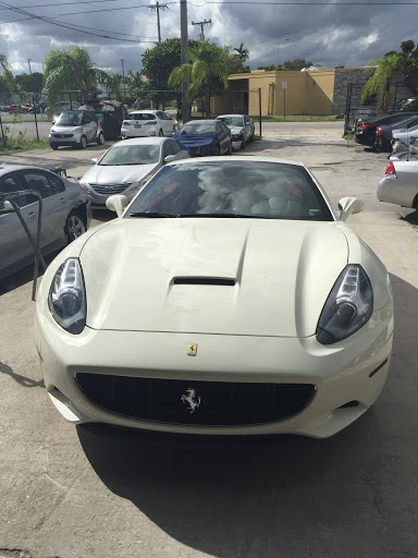 Auto Body Shop «Premier Collision - Auto Paint & Body», reviews and photos, 15025 NE 18th Ave, Miami, FL 33162, USA