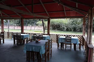 RESTAURANTE FEIJÃO VERDE image