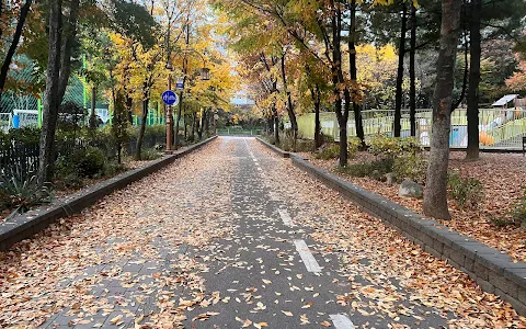 중흥어린이공원 image