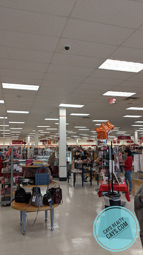 Department Store «T.J. Maxx», reviews and photos, 1650 Miami Gardens Dr, North Miami Beach, FL 33179, USA