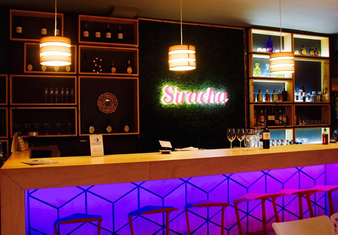 Siracha Restaurante Bar