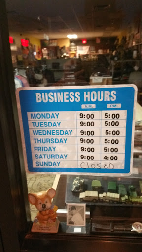 Thrift Store «Warehouse 16 Thriftstore», reviews and photos, 5233 E Southern Ave, Mesa, AZ 85206, USA