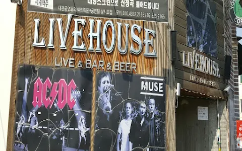 The Live House image