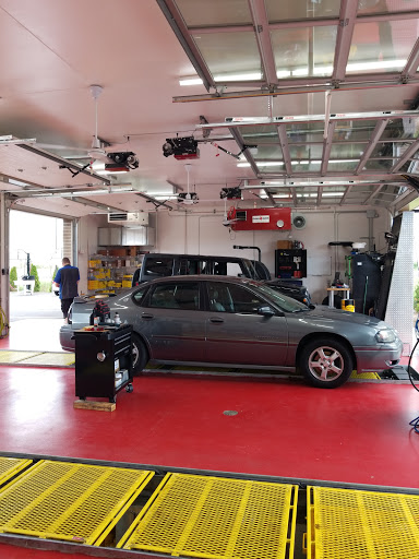 Roadrunner Express Wash & Lube en New Berlin