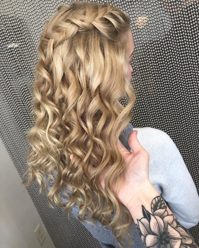 Hair Salon «New Identities Hair Studio - South Shore», reviews and photos, 10639 Big Bend Rd, Riverview, FL 33579, USA