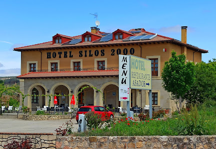 Hotel Silos 2000 C. Santo Domingo, 74, 09610 Santo Domingo de Silos, Burgos, España