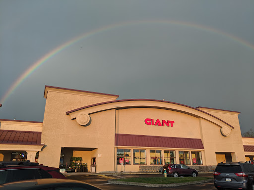 Grocery Store «Giant Food Stores», reviews and photos, 1465 W Broad St, Quakertown, PA 18951, USA