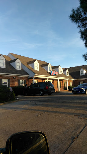 Liquor Store «Virginia ABC Store», reviews and photos, 141 W Virginia Beach Blvd, Norfolk, VA 23510, USA