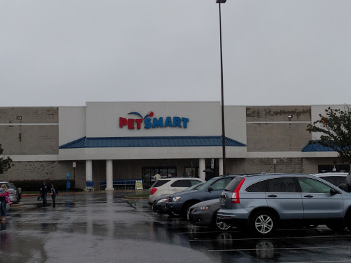 Pet Supply Store «PetSmart», reviews and photos, 9041 Snowden Square Dr, Columbia, MD 21045, USA