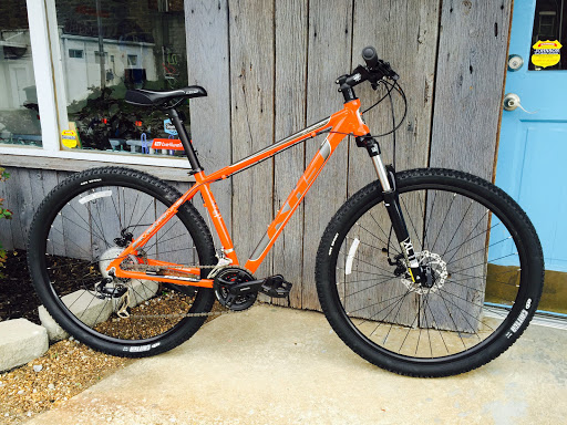 Bicycle Repair Shop «The Town Hill Bicycle Shop», reviews and photos, 10 E Rhea St, Sparta, TN 38583, USA