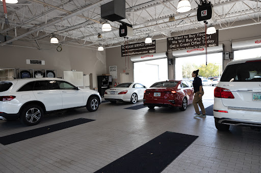 Mercedes Benz Dealer «Mercedes-Benz of Fort Myers», reviews and photos, 15461 S Tamiami Trail, Fort Myers, FL 33908, USA