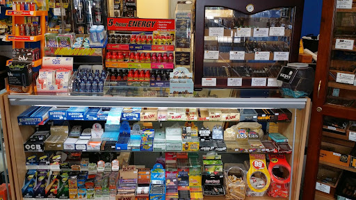 Tobacco Shop «Smoke N Pipes Smoke Shop», reviews and photos, 5306 Washington Ave, Houston, TX 77007, USA