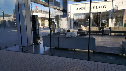 Shopping Mall «Westfield Old Orchard», reviews and photos, 4905 Old Orchard Shopping Center, Skokie, IL 60077, USA