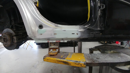 Auto Body Shop «Richards Body Shop», reviews and photos, 910 W Northwest Hwy, Arlington Heights, IL 60004, USA