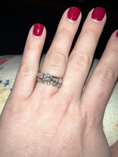 Jewelry Designer «Diamond Daves Creative Jewelers», reviews and photos, 416 S Broadway St, Lake Orion, MI 48362, USA