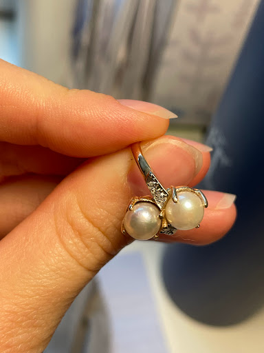 Jewelry Store «Kay Jewelers», reviews and photos, 4430 Glengarry Dr, Dayton, OH 45440, USA