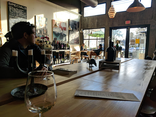Wine Store «Blackbird Wine Shop», reviews and photos, 4323 NE Fremont St, Portland, OR 97213, USA