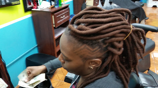 Hair Salon «Cut It Out!! Salon/Barbershop», reviews and photos, 1305 NW 40th Ave, Lauderhill, FL 33313, USA