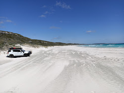 Neretlis Beach'in fotoğrafı çok temiz temizlik seviyesi ile