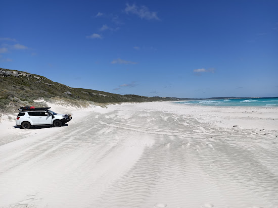 Neretlis Beach
