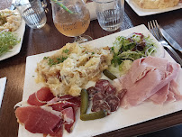 Prosciutto crudo du Restaurant L'overnial à Aubière - n°13