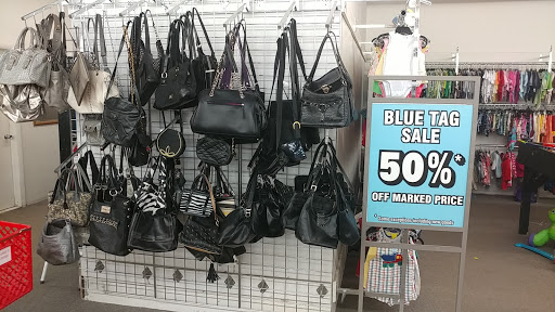 Thrift Store «The Salvation Army Family Store & Donation Center», reviews and photos, 51200 Van Dyke, Shelby Charter Township, MI 48316, USA