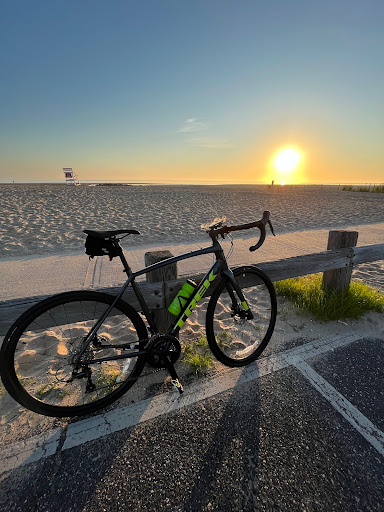 Bicycle Store «Sunrise Tri», reviews and photos, 520 Sunrise Hwy, West Babylon, NY 11704, USA