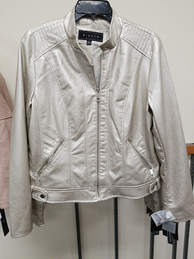 Clothing Store «Burlington Coat Factory», reviews and photos, 4701 N Harlem Ave, Harwood Heights, IL 60706, USA