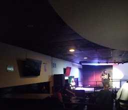 The manager sport bar photo