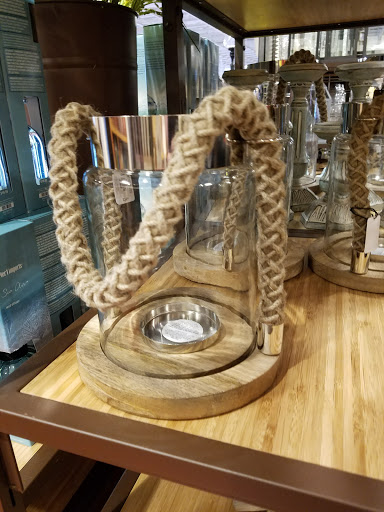 Home Goods Store «Pier 1 Imports», reviews and photos, 11211 SE 82nd Ave, Happy Valley, OR 97086, USA