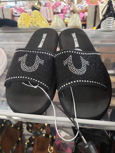 Clothing Store «Burlington Coat Factory», reviews and photos, 22400 Shore Center Dr, Euclid, OH 44123, USA