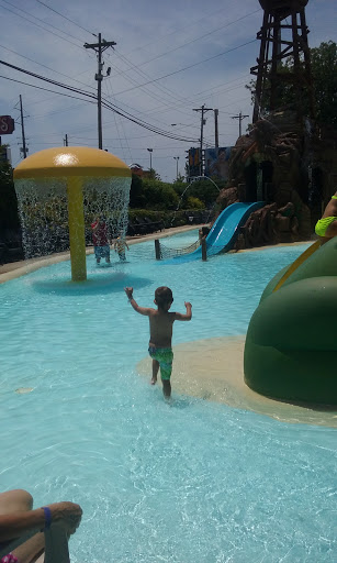 Water Park «Splash Country Indoor & Outdoor Waterpark», reviews and photos, 1945 W 76 Country Blvd, Branson, MO 65616, USA