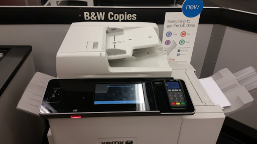 Office Supply Store «Staples», reviews and photos, 18591 S Dixie Hwy, Cutler Bay, FL 33157, USA