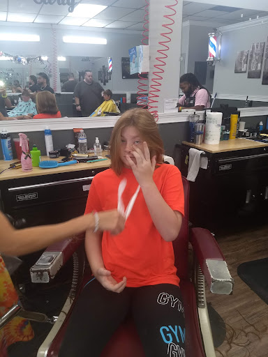 Barber Shop «Upper Cutz Hair Studio», reviews and photos, 3883 N Lecanto Hwy, Beverly Hills, FL 34465, USA