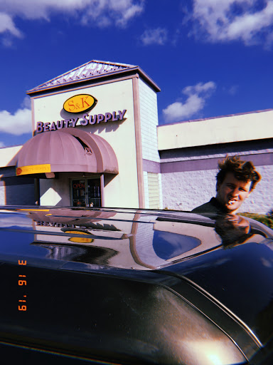 Beauty Supply Store «Beauty Town Beauty Supply», reviews and photos, 655 Northland Blvd, Cincinnati, OH 45240, USA