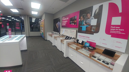 Cell Phone Store «Sprint Store», reviews and photos, 13785 Rogers Dr #102, Rogers, MN 55374, USA