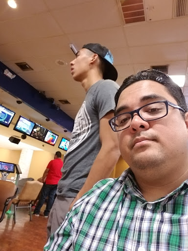 Bowling Alley «University Bowl», reviews and photos, 12332 Interstate 10 Frontage Rd #10, San Antonio, TX 78230, USA
