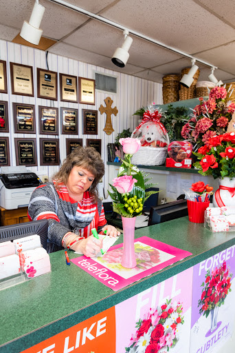 Florist «The Flower Peddler, Inc.», reviews and photos, 510 E Marshall Ave, Longview, TX 75601, USA