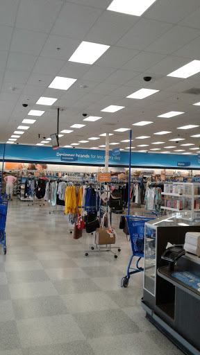 Clothing Store «Ross Dress for Less», reviews and photos, 7338 Gall Blvd, Zephyrhills, FL 33541, USA