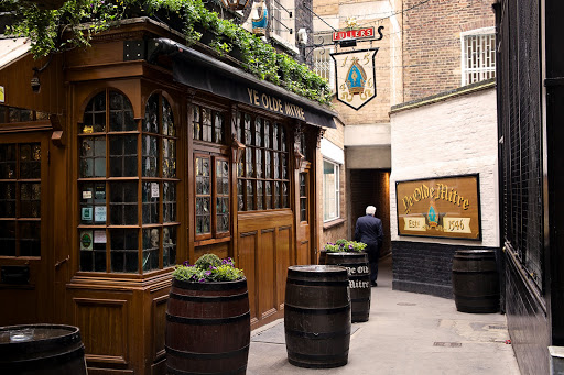 Ye Olde Mitre, Holborn London