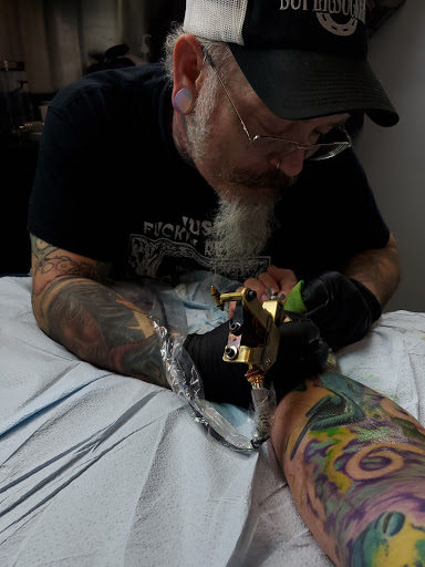 Tattoo Shop «Silver Fox Tattoo», reviews and photos, 533 10th St NW, Atlanta, GA 30318, USA