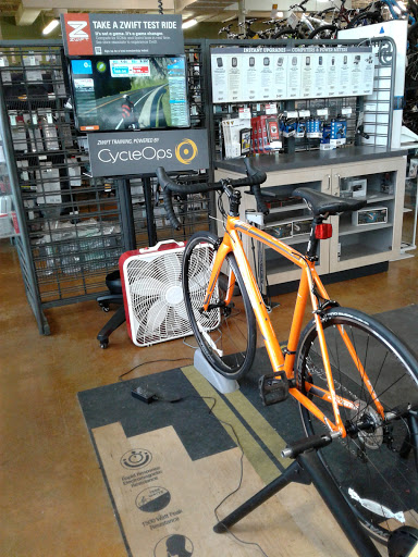Bicycle Store «Performance Bicycle», reviews and photos, 155 W Golf Rd, Schaumburg, IL 60195, USA