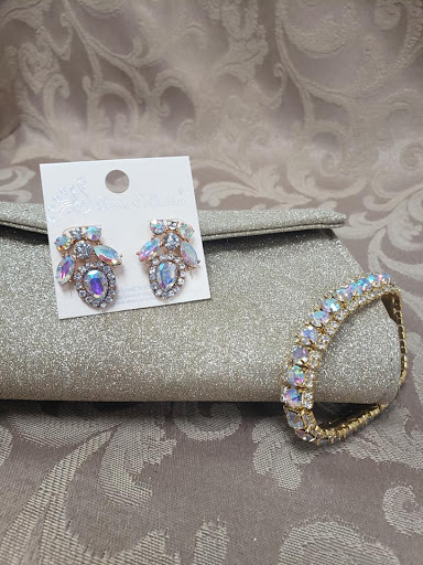 Bridal Shop «Perfect Weddings», reviews and photos, 430 N Memorial Dr, Lancaster, OH 43130, USA