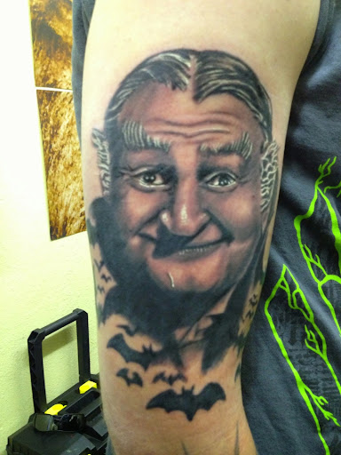 Tattoo Shop «Calaveras Tattoo Studio», reviews and photos, 1510 S Fort Hood St, Killeen, TX 76542, USA